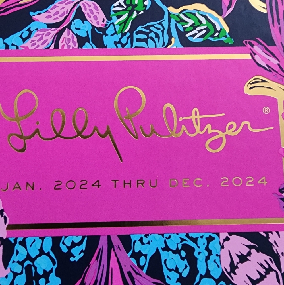 Lilly Pulitzer Daily Planner - Picture 2 of 9